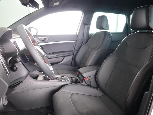 Seat ATECA 1.5 TSI FR Business Intense | Glacial White Metallic | Velgen: 'Exclusive Cosmo Grey', 19 inch | Draadloze Carplay |