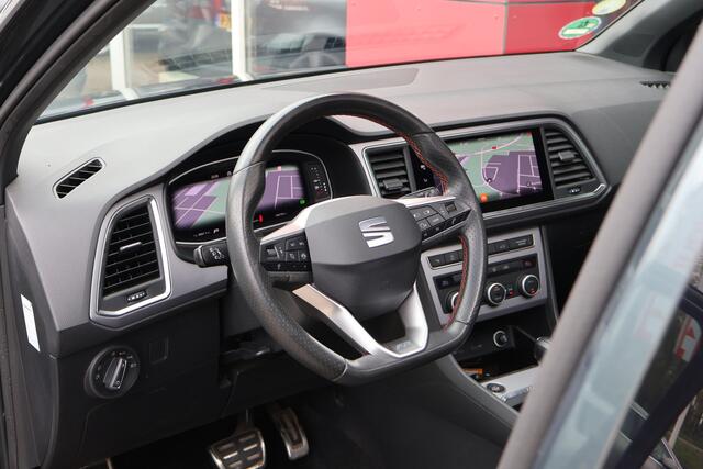 Seat ATECA 2.0 TDI FR DSG Business Intense | Virtual Cockpit | ACC | Panoramadak | Camera | Origineel NL |