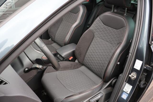 Seat ATECA 2.0 TDI FR DSG Business Intense | Virtual Cockpit | ACC | Panoramadak | Camera | Origineel NL |