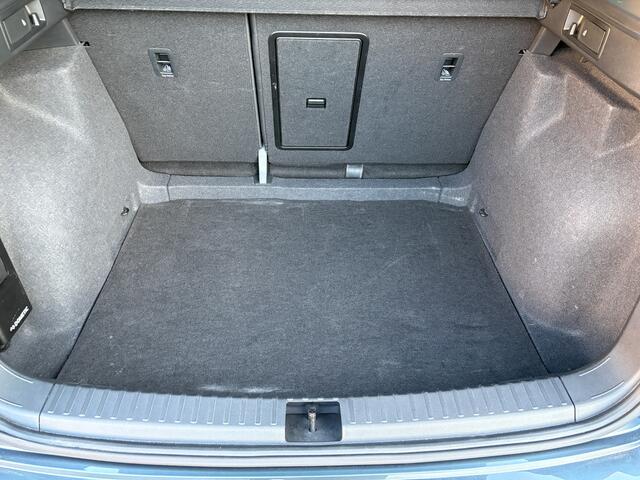 Seat ATECA 1.5 TSI Xperience Business Intense | Stoelgeheugen | 360 Camera | Elk. A-klep | Stuur & Stoel verw. | Prijs Rijklaar!!