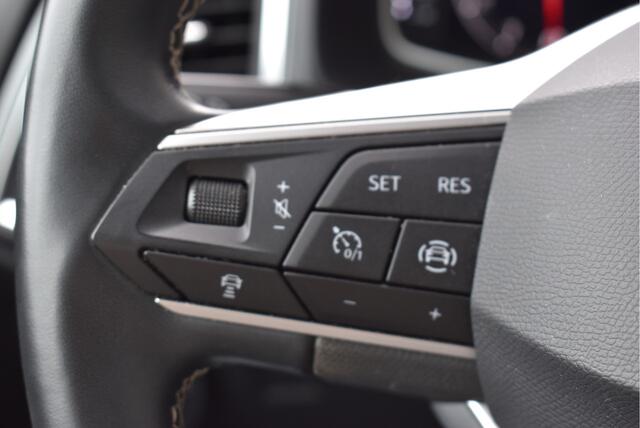 Seat ATECA 1.0 TSI Style Virtual cockpit, Adaptive cruise, Carplay, Climatronic, PDC