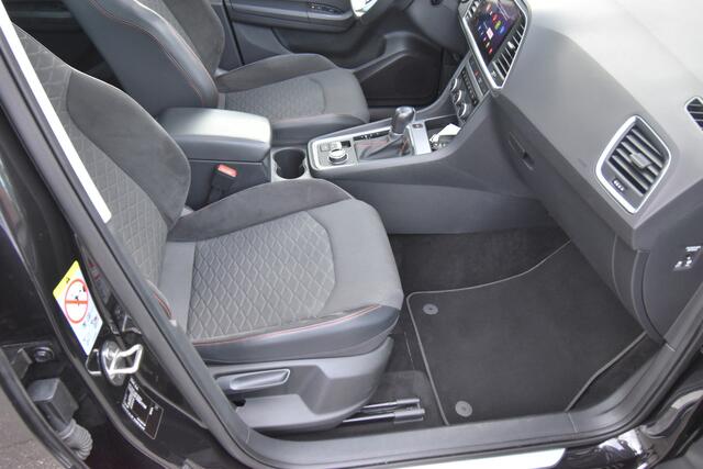 Seat ATECA 1.5 TSI FR Business Intense , VIRTUAL COCKPIT , ST+STUUR VERW , PANODAK , A UITRIJ CAM , LED VERL ,