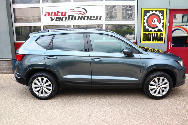 Seat ATECA 1.5 TSI Style Business Intense O.a: PDC, Camera, Carplay, Stoel+Stuurverw, Navi, Etc. All-in prijs!