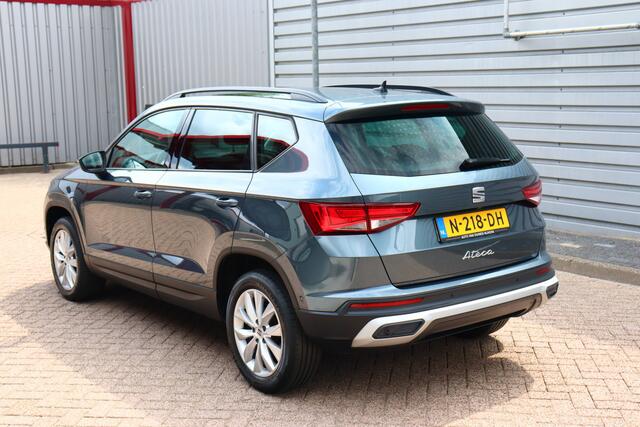 Seat ATECA 1.5 TSI Style Business Intense O.a: PDC, Camera, Carplay, Stoel+Stuurverw, Navi, Etc. All-in prijs!