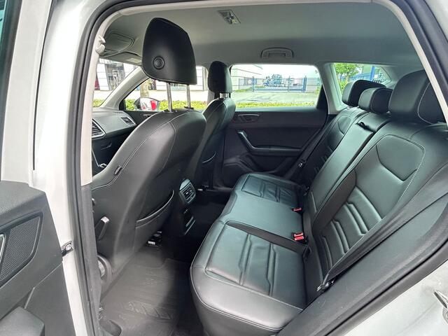 Seat ATECA 1.5 TSI Style Business Intense | Leder | Trekhaak | All Season banden |