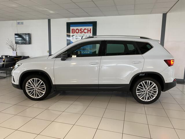 Seat ATECA 1.5 TSI Xcellence Business Intense Panoramadak /Trekhaak / Carplay /Stoelverwarming
