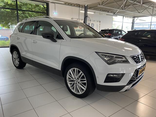 Seat ATECA 1.5 TSI Xcellence Business Intense Panoramadak /Trekhaak / Carplay /Stoelverwarming