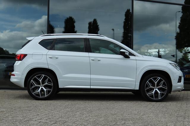 Seat ATECA 2.0 ECOTSI FR 4DRIVE AUT. | PANO | CARPLAY | 360 CAMERA | ACC | TREKHAAK | SEAT AUDIO | DODEHOEK