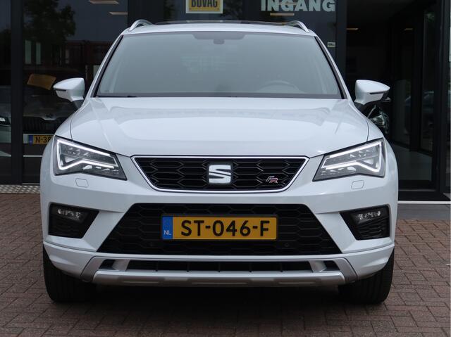 Seat ATECA 1.4 TSI FR Business Intense | Panoramadak | ACC | Camera | Trekhaak |