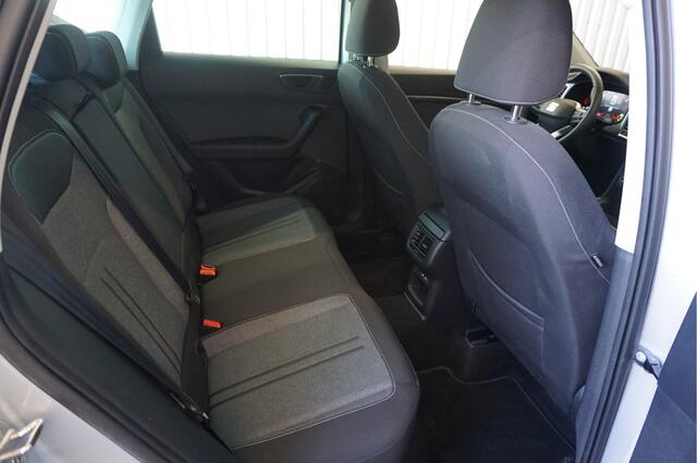 Seat ATECA 1.5TSI 150pk Automaat Style Business + LED/ ACC/ Carplay/ Camera/ Garantie!