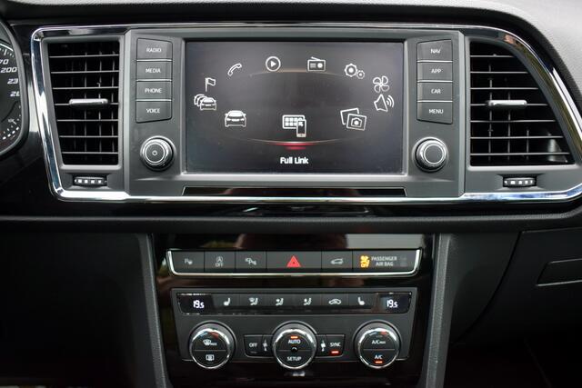 Seat ATECA 1.4 TSI Automaat Xcellence LED | Panoramadak | Leder/Alcantara | Carplay | Seat Sound | Sfeerverlichting