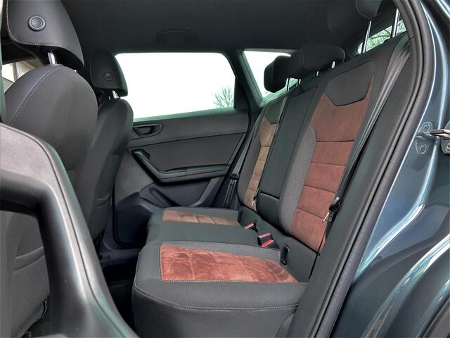 Seat ATECA 1.5 TSi 150 pk Xcellence Business Intense | Trekhaak | 360 ° Camera | Elktr. Achterklep