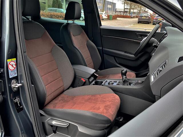 Seat ATECA 1.5 TSi 150 pk Xcellence Business Intense | Trekhaak | 360 ° Camera | Elktr. Achterklep