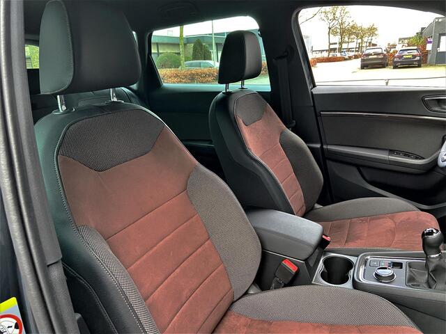 Seat ATECA 1.5 TSi 150 pk Xcellence Business Intense | Trekhaak | 360 ° Camera | Elktr. Achterklep