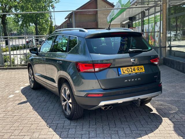 Seat ATECA 1.4 Eco TSi Xcellence Automaat Panoramadak Camera Navi Cruise Trekhaak
