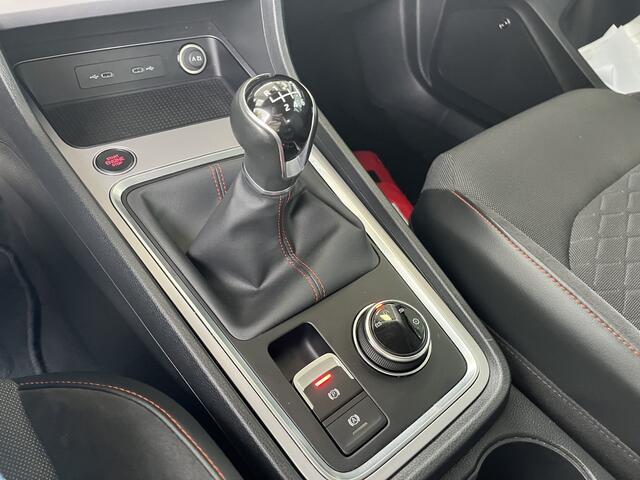 Seat ATECA 1.5 TSI 150pk FR Business Intense / Virtual cockpit / Full led koplampen / 18'' LMV