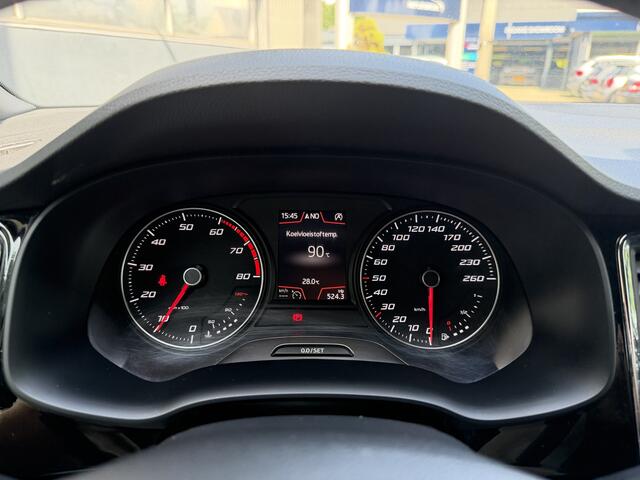 Seat ATECA 1.5 TSI FR Business Intense Bj 2019 Navi,18inch,Trekhaak,Camera,Clima Hoge zit Dealer onderhouden