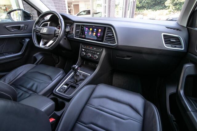 Seat ATECA 1.5 TSI Style Business Intense | Leder | 1800kg trekgewicht | Trekhaak | All Season banden |