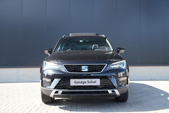 Seat ATECA 1.4 EcoTSI Xcellence 150pk Business Intense - Trekhaak - Panoramadak - Navi - ACC - Keyless - 360 Camera - LED - Rijklaar