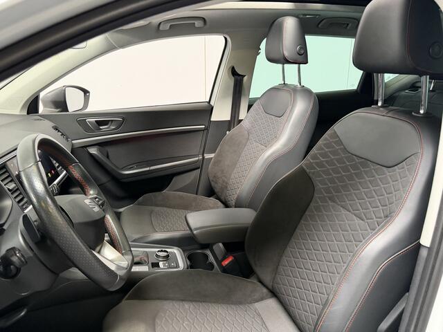 Seat ATECA 1.5 TSI FR / AUTOMAAT/ PANO/ TREKHAAK/ FULL LINK/ PARK.SENSOR.V+A/ CAMERA/ STUUR+STOELVERWARM./ CRUISE/ RIJ-MODI/ KEYLESS/ NAVI/ DAB/ CLIMA/ LED/ 18'' LMV