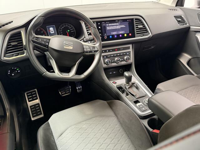 Seat ATECA 1.5 TSI FR / AUTOMAAT/ PANO/ TREKHAAK/ FULL LINK/ PARK.SENSOR.V+A/ CAMERA/ STUUR+STOELVERWARM./ CRUISE/ RIJ-MODI/ KEYLESS/ NAVI/ DAB/ CLIMA/ LED/ 18'' LMV