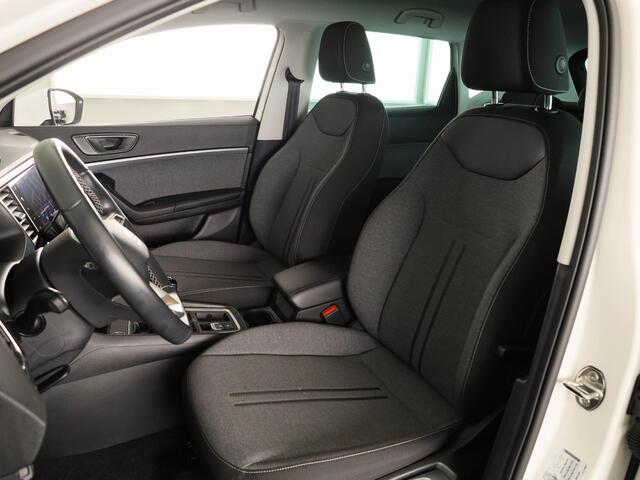 Seat ATECA 1.0 TSI Style Business Intense 81kw / 110pk | Navigatiesysteem 23.4 cm | Achteruitrijcamera | Climat control | Virtual cockpit | Park assist