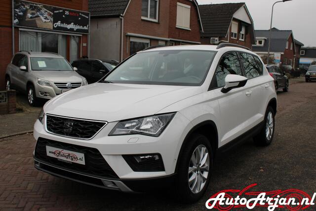 Seat ATECA 1.5 TSI Style Apple carplay, Trekhaak, Garantie