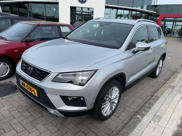 Seat ATECA 1.4 EcoTSI Xcellence 150PK / 110kW DSG, NL auto, 1e eigenaar nieuwe door ons geleverd en onderhouden, verwarmbare voorstoelen, draadloze telefoonlader, achteruitrijcamera (Rear View), keyless go & entry, rondomzichtcamera (Area View), elektrische achterklep, 18" LMV, zwarte dakhemel, 2-zone climatronic, parkeerassistent (Park Assist) full LED verlichting, privacy glas, adaptieve cruise control (ACC) etc.