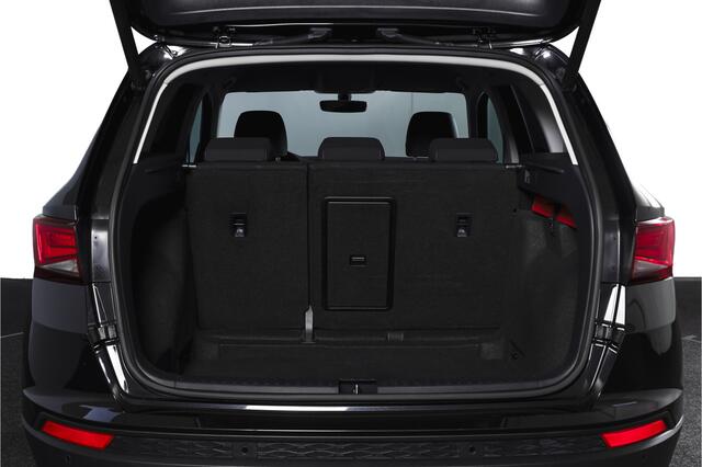 Seat ATECA 1.0 EcoTSI 115 PK Style Business Intense | Elek. Trekhaak | Dig. Cockpit | Adapt. Cruise | PDC | Camera | NAV + App. Connect | ECC | Elek. Klep | LM 17" |