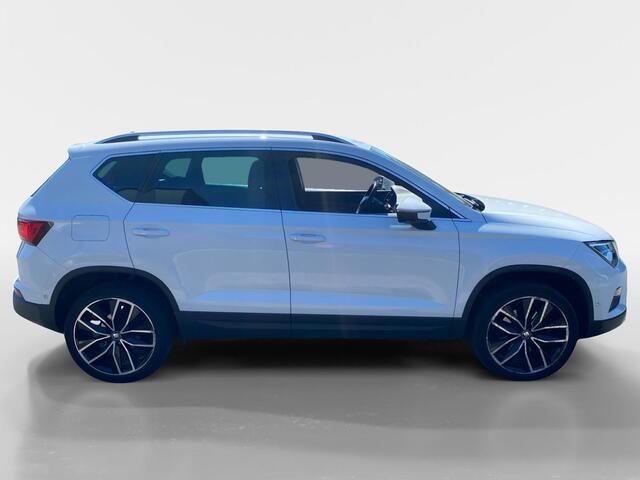 Seat ATECA 1.4 EcoTSI DSG7-automaat Xcellence Trekhaak | LED | Alcantara | Elektr. koff.klep | 360 camera | etc.