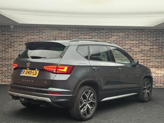 Seat ATECA 1.5 TSI FR Business Intense Black PANO BEATS AUDIO