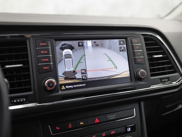 Seat ATECA 1.0 EcoTSI Business Sport (GROOT NAVI, APPLE CARPLAY, CAMERA, GETINT GLAS, LM VELGEN, CLIMATE, AUTOMATISCH INPARKEREN, NIEUWE APK)