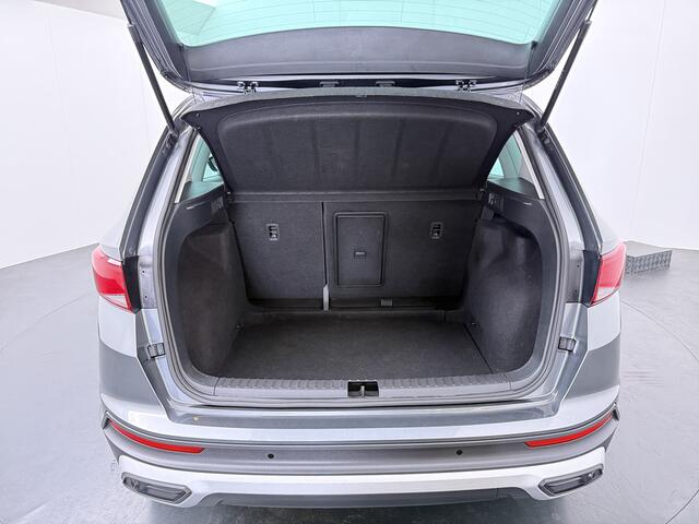 Seat ATECA 1.5 TSI 150pk Style Business Intense | Winterpack | Adapt. Cruise | Climate control | LED | Camera achter | Apple Carplay/Android Auto |