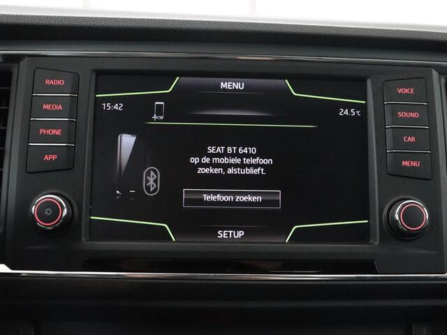 Seat ATECA 1.0 EcoTSI Style | Navigatie | Carplay | Cruise control | Park assist | Climate control | Trekhaak