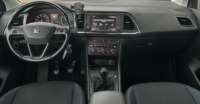 Seat ATECA 1.4 EcoTSI Style 150PK | Van de Seat Dealer | Dealeronderhouden | Nette Staat | Trekhaak | 1800KG Trekgewicht | Standkachel | Achteruitrijcamera | Stoelverwarming | Voorruitverwarming | Navigatie | Climate Control | Cruise Control | DAB+ | 2 Sleutels |