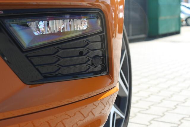 Seat ATECA 2.0 EcoTSI FR 4DRIVE Business Intense | Incl. 12 maanden garantie | Trekhaak | 360 camera | Parkeersensoren | Schuif/kantel dak | Climate control | Cruise control | Apple Carplay/Android Auto | Airco | Bluetooth | Elektrische kofferklep | Lichtmetalen velgen