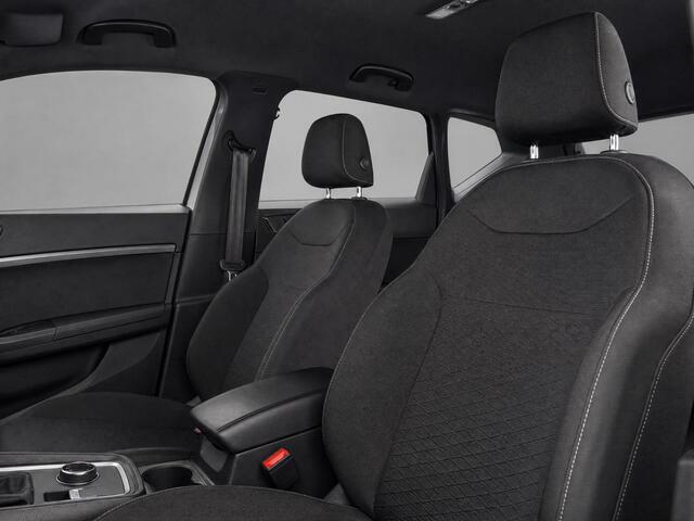 Seat ATECA 1.5 TSI 150pk DSG FR Business Intense · Camera · Wegklapbare Trekhaak · Apple/Android Car Play · Elek. Achterklep · Navigatie · Stoelverwarming · 18'' Inch · Garantie t/m 25-07-2028 of 100.000km