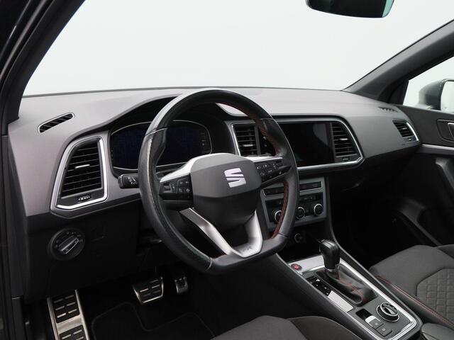 Seat ATECA 1.5 TSi 150 Pk Automaat FR Business Intense | Trekhaak | Panorama dak | 360 Camera | Beats Audio | 19 Inch |