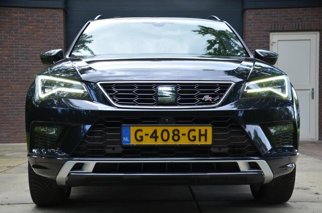 Seat ATECA 1.5 TSI FR Business Intense Automaat/Navi/Led/Pdc/Ecc/Panoramadak/Virtueel dashboard/cruise control adaptief met Stop&Go/Audio installatie premium/Trekhaak/Achteruitrijcamera