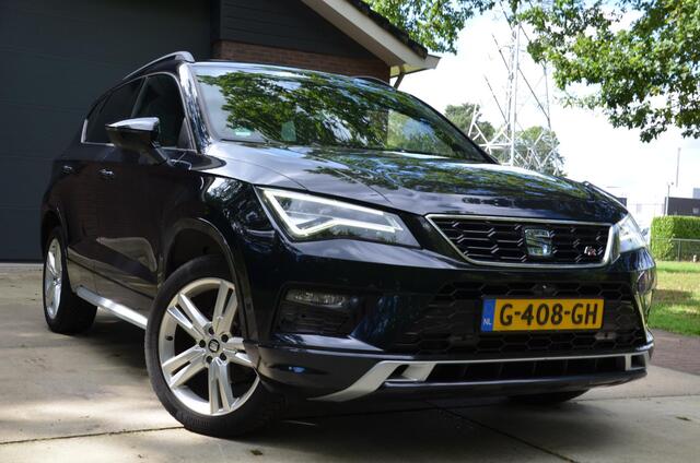 Seat ATECA 1.5 TSI FR Business Intense Automaat/Navi/Led/Pdc/Ecc/Panoramadak/Virtueel dashboard/cruise control adaptief met Stop&Go/Audio installatie premium/Trekhaak/Achteruitrijcamera
