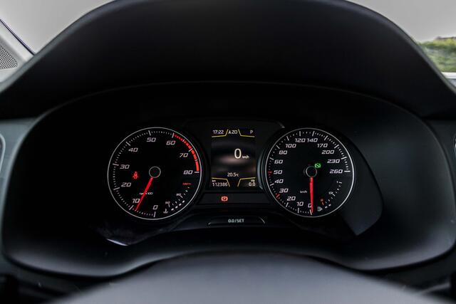 Seat ATECA 1.4 EcoTSI Style Business Intense | DSG | Trekhaak | Camera | LED