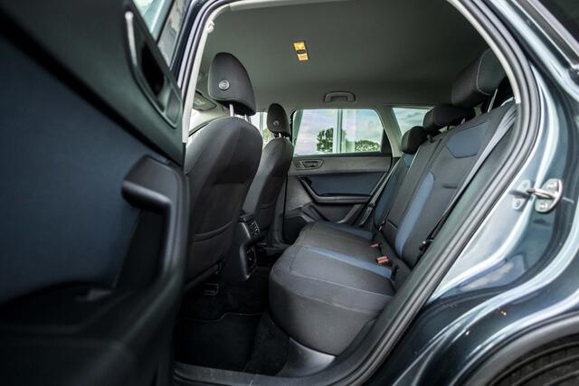 Seat ATECA 1.4 EcoTSI Style Business Intense | DSG | Trekhaak | Camera | LED