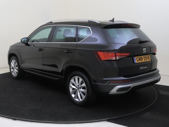 Seat ATECA 1.5 TSI Style Business Intense | Trekhaak | Parkeerassistent | Adaptieve cruise control | Keyless | Stoel- en stuurwielverwarming | Navigatie | Achteruitrijcamera |
