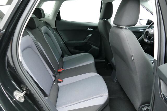 Seat Arona 1.0 TSI Xcellence. Navi, Clima, Cruise, Stoelverw, Led Koplampen, 17"LMV, Park Sensors