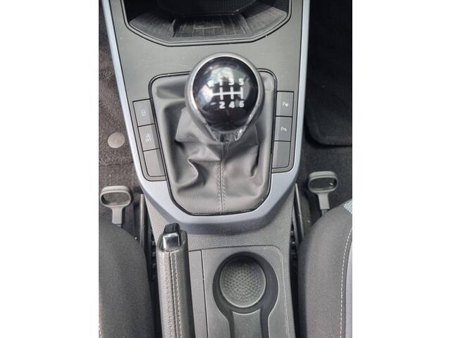 Seat Arona 1.0 TGI Style | Carplay | Camera | ACC | stoelverwarming