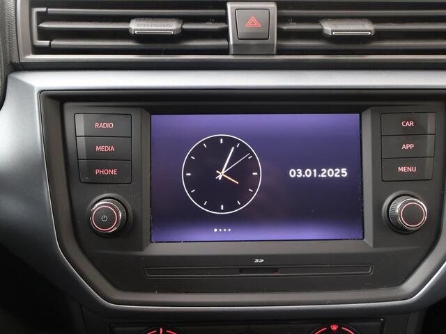 Seat Arona 1.0 TSI Style | 95 PK | Trekhaak | Apple CarPlay / Android Auto | Parkeersensoren achter |
