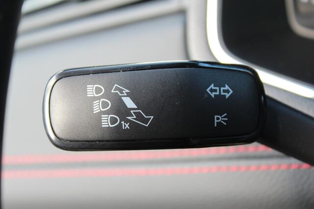 Seat Arona 1.0 TSI FR | Carplay | Stoelver | Aut
