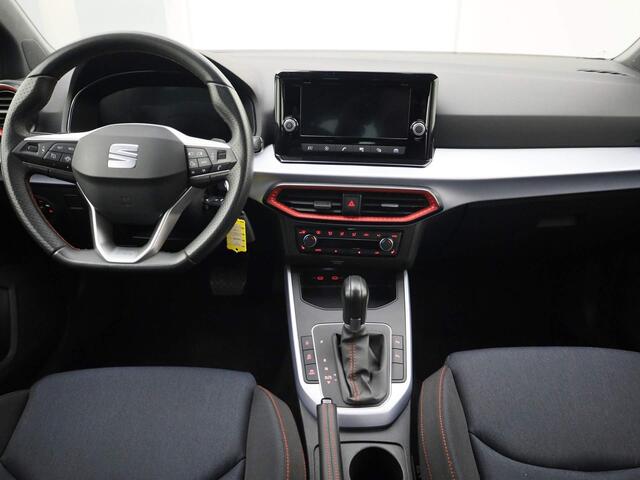 Seat Arona 1.5TSI/150PK FR DSG · Climatronic · Camera+Parkeersensoren · Stoelverwarming · App connect