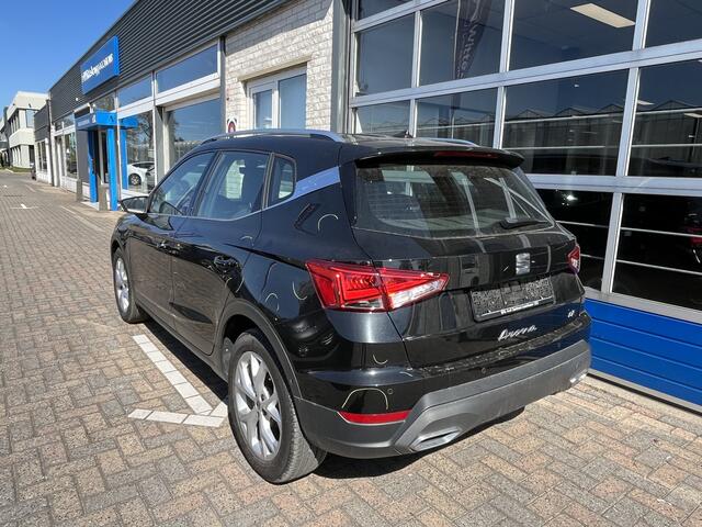 Seat Arona 1.0 TSI FR / AUTOMAAT/ RIJ-MODI/ CLIMA/ STOEL VERWARM./ FULL LINK/ NAVI/ PARK. SENSOREN + CAMERA/ 17" LMV/ CRUISE/ DAB RADIO