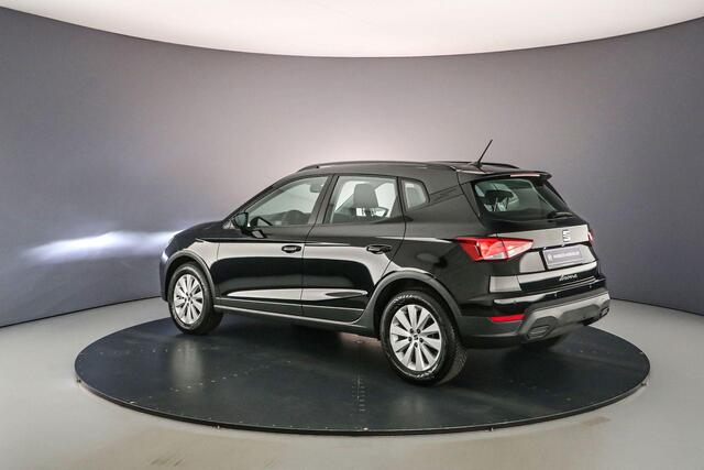 Seat Arona Reference 1.0 TSI 95pk Cruise control, Parkeersensor achter, Airco, DAB, Radio, Bluetooth, App connect, LED koplampen